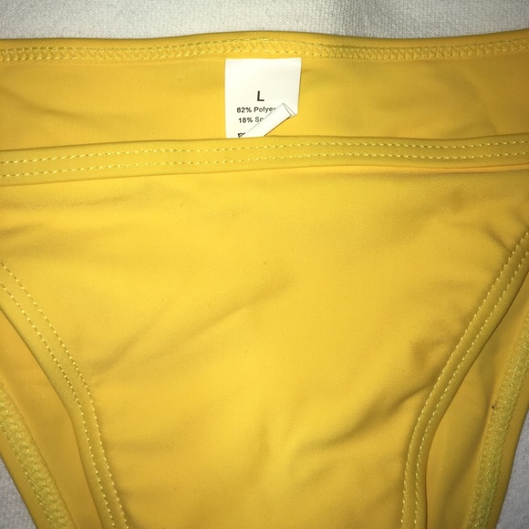 Yellow string bikini bottom - Picture 2 of 3